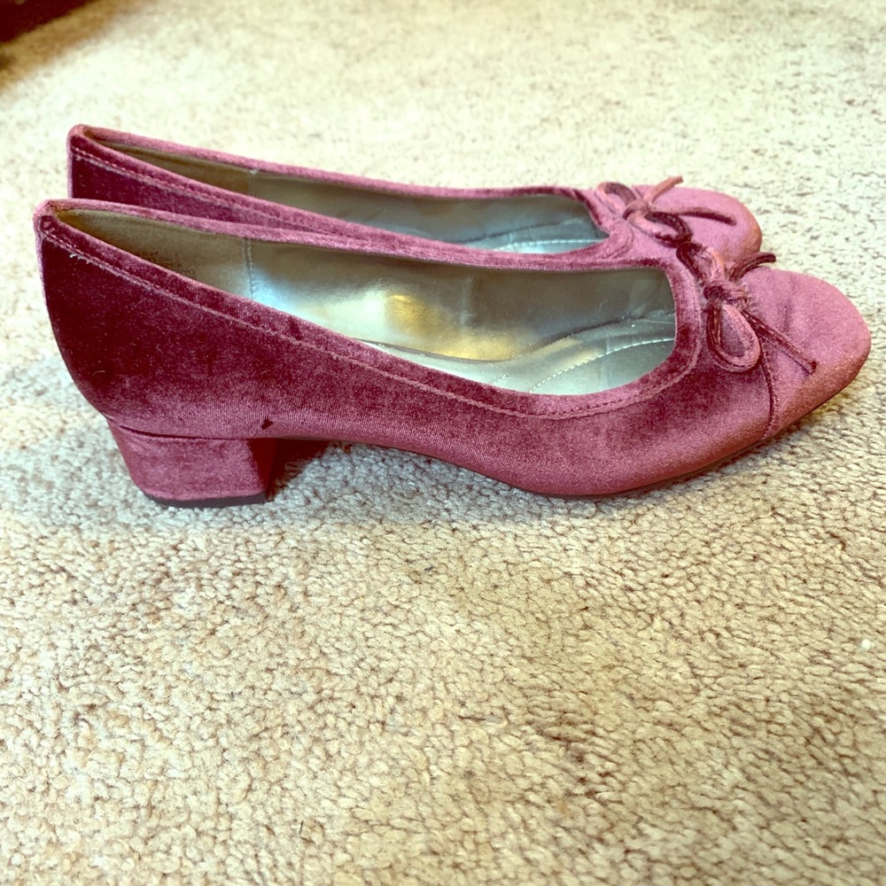 Maroon Marry Jane’s - Picture 1 of 2